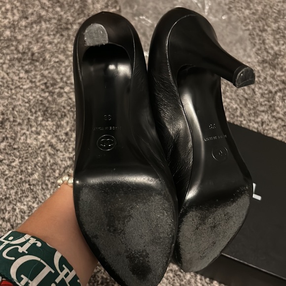 Chanel peep toe high heel leather is like butter size 38 - Picture 7 of 10